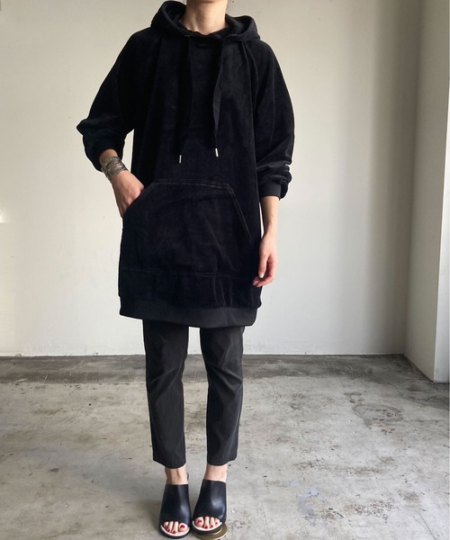 COMMON WARE（コモンウェアー）の「RE:DR.DENIM Happy Hoodie（パーカー・レディース・ブラック・S/XS）」の4枚目の写真