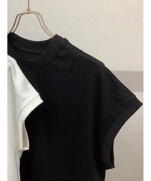 ulu（ウル）の「Petit high neck French sleeve tops（Tシャツ/カットソー・レディース・ホワイト/ブラック・FREE）」の9枚目の写真