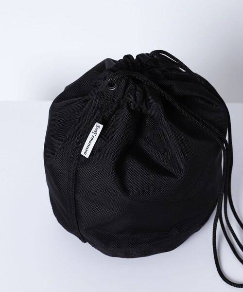 Firsthand（ファーストハンド）の「SHIRT Firsthand by 5525GALLERY/ファーストハンド SHIRT Firsthand by 5525GALLERY / 巾着バッグ（ハンドバッグ・メンズ・ブラック・ONE SIZE）」の5枚目の写真