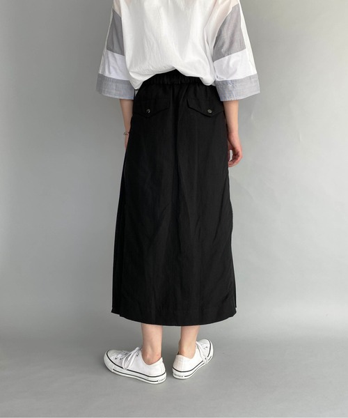 【ルギヴァ】　ブラックロングスカート ジッパー付き LUGIVA（ルギヴァ）の「綿麻テンセルサイドファスナープリーツ