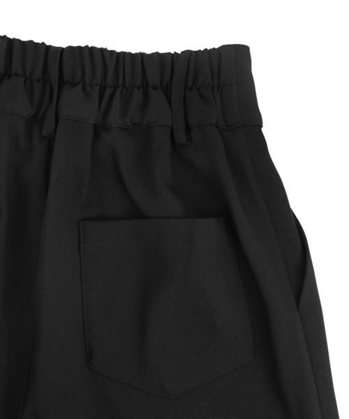 PUNYUS(プニュズ)の「ハイウエストショートパンツ(その他パンツ・レディース・ブラック/グリーン・2/1/3/4)」の16枚目の写真