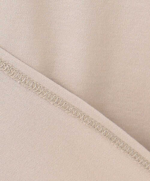 J.PRESS(ジェイプレス)の「【UVケア・消臭効果・接触冷感】コンパクトコットンスムース ラウンドヘム カットソー(Tシャツ/カットソー・レディース・ホワイト系/ホワイト系1/ブラック系/ダークブラウン系/ベージュ系/ネイビー系・MEDIUM/LARGE)」の10枚目の写真