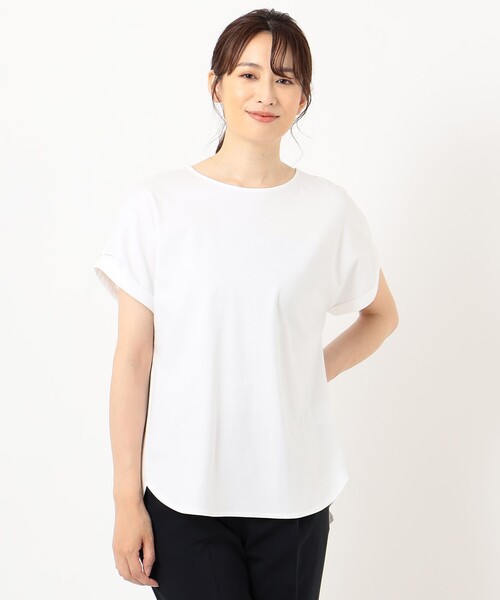 J.PRESS(ジェイプレス)の「【UVケア・消臭効果・接触冷感】コンパクトコットンスムース ラウンドヘム カットソー(Tシャツ/カットソー・レディース・ホワイト系/ホワイト系1/ブラック系/ダークブラウン系/ベージュ系/ネイビー系・MEDIUM/LARGE)」の16枚目の写真