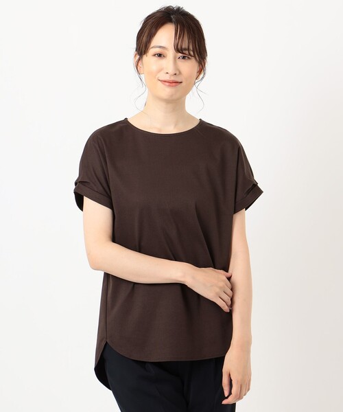 J.PRESS(ジェイプレス)の「【UVケア・消臭効果・接触冷感】コンパクトコットンスムース ラウンドヘム カットソー(Tシャツ/カットソー・レディース・ホワイト系/ホワイト系1/ブラック系/ダークブラウン系/ベージュ系/ネイビー系・MEDIUM/LARGE)」の18枚目の写真