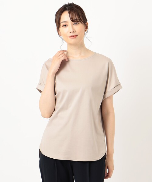 J.PRESS(ジェイプレス)の「【UVケア・消臭効果・接触冷感】コンパクトコットンスムース ラウンドヘム カットソー(Tシャツ/カットソー・レディース・ホワイト系/ホワイト系1/ブラック系/ダークブラウン系/ベージュ系/ネイビー系・MEDIUM/LARGE)」の21枚目の写真