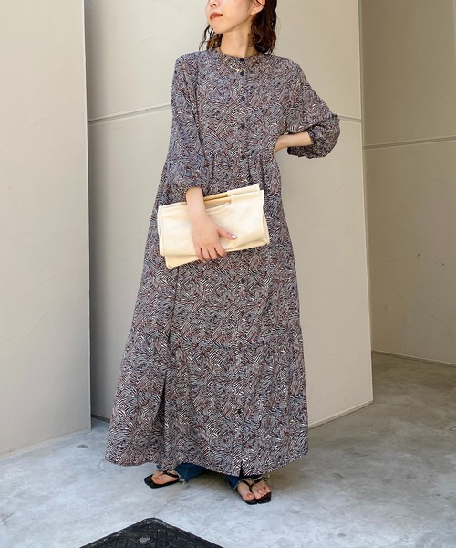 CAPRICIEUX LE'MAGE(カプリシューレマージュ)の「2WAYスキッパーキカラインワンピース(ワンピース・レディース・マスタード/レンガ・FREE)」の1枚目の写真