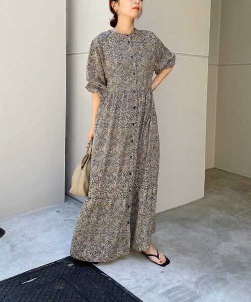 CAPRICIEUX LE'MAGE(カプリシューレマージュ)の「2WAYスキッパーキカラインワンピース(ワンピース・レディース・マスタード/レンガ・FREE)」の4枚目の写真