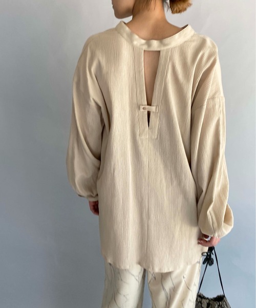 BE NEAT（ビーニート）の「2WAYスタンドカラールーズシャツ（シャツ/ブラウス・レディース・ベージュ/ミント・M）」の5枚目の写真