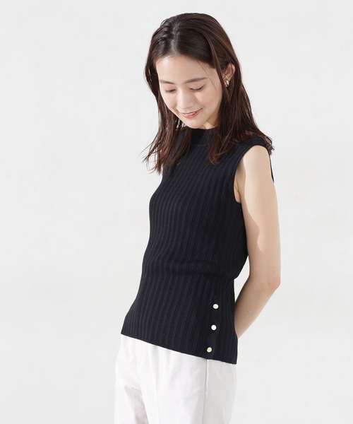 NANO universe（ナノユニバース）の「ハイネックマルチリブニット ノースリーブ（ニット/セーター・レディース・ブラック/ピンク/アイボリー・38/36）」の11枚目の写真