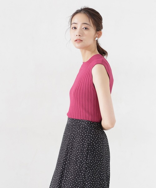 NANO universe（ナノユニバース）の「ハイネックマルチリブニット ノースリーブ（ニット/セーター・レディース・ブラック/ピンク/アイボリー・38/36）」の7枚目の写真