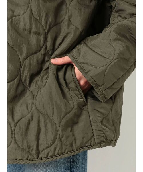 Ungrid(アングリッド)の「キルティングライナーブルゾン(ブルゾン・レディース・オフホワイト/ブラック/カーキ・FREE)」の10枚目の写真