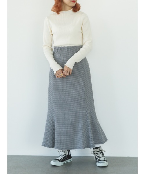 SLURR（スラ―）の「【マシンウォッシャブル】リブハイネックニット(再生ポリエステル)（ニット/セーター・レディース・ブラック/ベージュ/オフホワイト・FREE）」の6枚目の写真