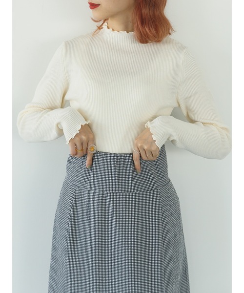 SLURR（スラ―）の「【マシンウォッシャブル】リブハイネックニット(再生ポリエステル)（ニット/セーター・レディース・ブラック/ベージュ/オフホワイト・FREE）」の18枚目の写真