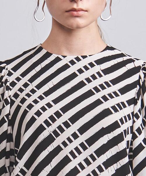 CURRENTAGE（カレンテージ）の「＜CURRENTAGE（カレンテージ）＞バティックプリント ブラウス（シャツ/ブラウス・レディース・ブラック・FREE）」の4枚目の写真