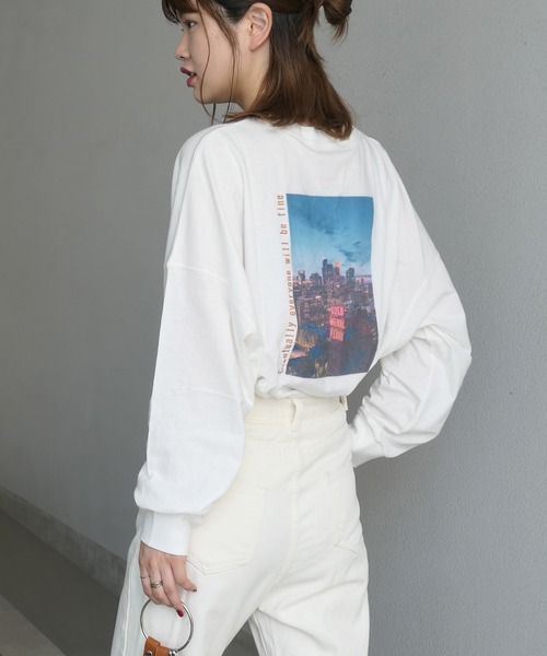 CORNERS（コーナーズ）の「City Photo　BIGTee（Tシャツ/カットソー・レディース・オフホワイト/グリーン/オートミール/スミクロ・FREE）」の6枚目の写真