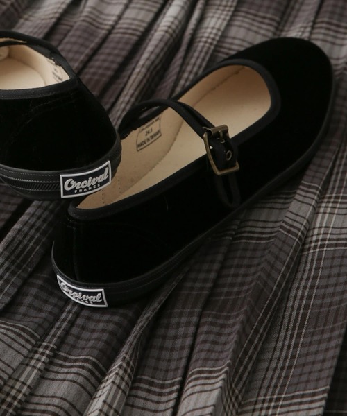 URBAN RESEARCH DOORS(アーバンリサーチドアーズ)の「ORCIVAL ストラップシューズ(その他シューズ・レディース・ブラック・24.5/23.5/24)」の2枚目の写真