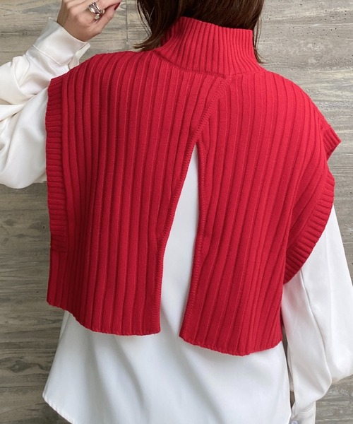 She's Closet（シーズクローゼット）の「前後2wayバッククロスショート丈ハイネックリブニットベスト（ベスト・レディース・ブラック/ベージュ/ブラウン/ダークパープル/ライトベージュ/ブルー/グリーン/アイボリー/グリーン系その他/パープル/レッド/オリーブ/グレイッシュベージュ・FREE）」の13枚目の写真