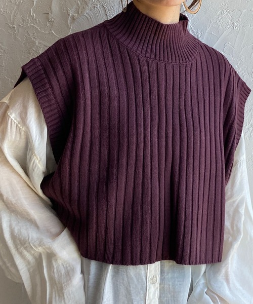 She's Closet（シーズクローゼット）の「前後2wayバッククロスショート丈ハイネックリブニットベスト（ベスト・レディース・ブラック/ベージュ/ブラウン/ダークパープル/ライトベージュ/ブルー/グリーン/アイボリー/グリーン系その他/パープル/レッド/オリーブ/グレイッシュベージュ・FREE）」の12枚目の写真