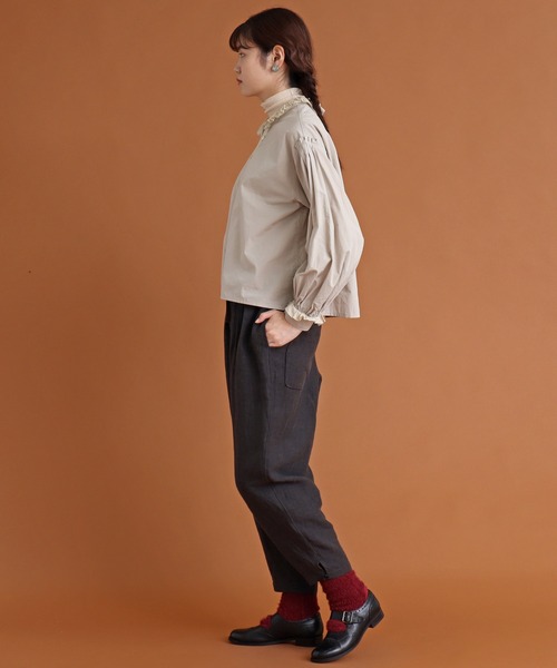 Malle（マル）の「malle COTTON　アシンメトリーフリルブラウス（シャツ/ブラウス・レディース・ストライプ/ライトベージュ/ブラック・FREE）」の9枚目の写真