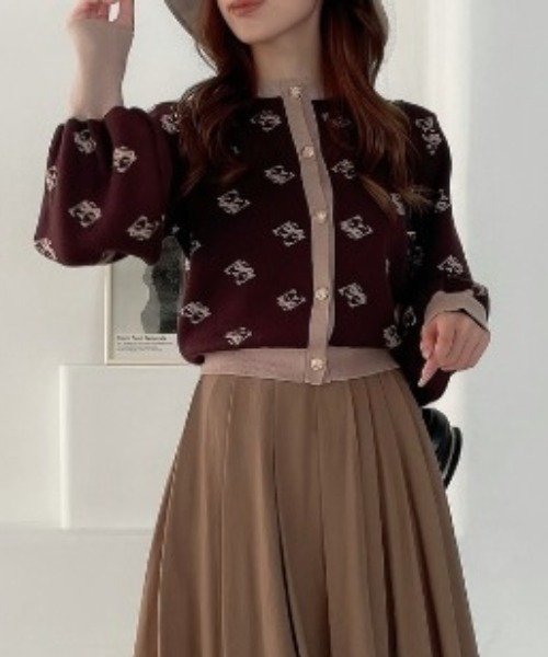 EIMY ISTOIRE（エイミーイストワール）の「ES monogramカーディガン（カーディガン/ボレロ・レディース・ブラック/ベージュ/ブラウン/ピンク/オレンジ・FREE）」の3枚目の写真