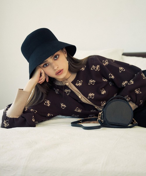 EIMY ISTOIRE（エイミーイストワール）の「ES monogramカーディガン（カーディガン/ボレロ・レディース・ブラック/ベージュ/ブラウン/ピンク/オレンジ・FREE）」の22枚目の写真