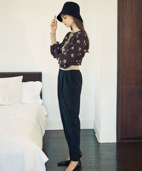 EIMY ISTOIRE（エイミーイストワール）の「ES monogramカーディガン（カーディガン/ボレロ・レディース・ブラック/ベージュ/ブラウン/ピンク/オレンジ・FREE）」の18枚目の写真