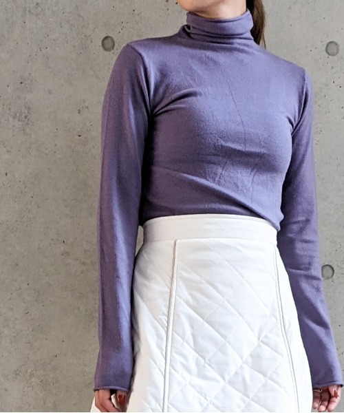 Per sist ence(パーシエンス)の「Per sist ence/パーシエンス 12Gハイネックプルオーバー(ニット/セーター・レディース・ブラック/アイボリー/モカ/パープル/ブラウン/グリーン/ブルー/オレンジ/ピンク/ホワイト×ブラック/ホワイト×グリーン/ホワイト×ブラウン/ブラック×ホワイト・FREE)」の11枚目の写真