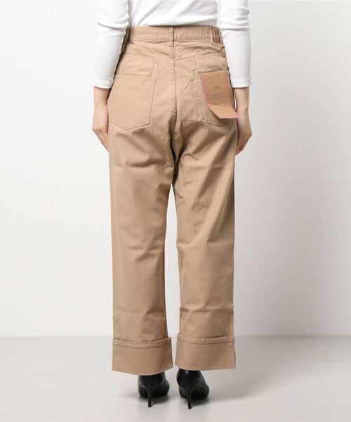 Alluge(アルージュ)の「ハイウエスト太ストレートパンツ(その他パンツ・レディース・ベージュ・M)」の6枚目の写真
