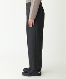 MARGARET HOWELL  FLANNELトラウザー パンツ キャメル 60988339b_b_11_215.jpg