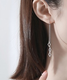 フリンジピアス