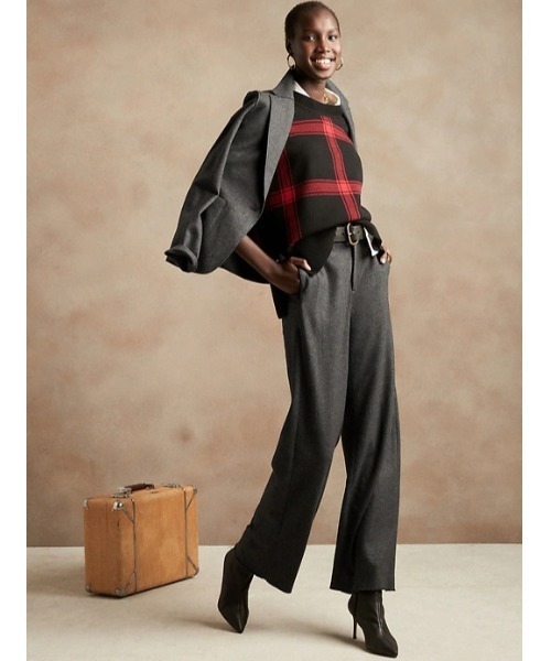 Banana Republic(バナナリパブリック)の「ハイライズ テーパード イタリアンウール パンツ(その他パンツ・レディース・チャコールグレー/ブルー・2/0/4/6/00)」の2枚目の写真