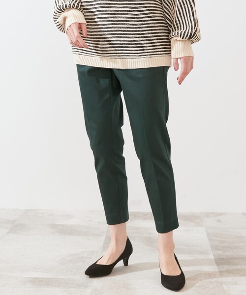 SHOO・LA・RUE（シューラルー）の「◆【S-LL/股下短め】サテン裏起毛スティック（その他パンツ・レディース・ブラック/サンドベージュ/ダークグリーン/アイボリー/ダークブラウン・01/02/04/03）」の5枚目の写真