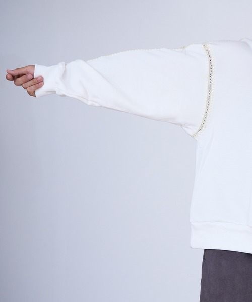 DISCOVERED（ディスカバード）の「DISCOVERED SHELL STITCH SWEAT