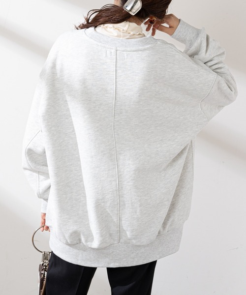 DISCOAT(ディスコート)の「裏起毛ロゴビッグスウェット(スウェット・レディース・ライトベージュ/ダークグリーン/ネイビー・FREE)」の17枚目の写真