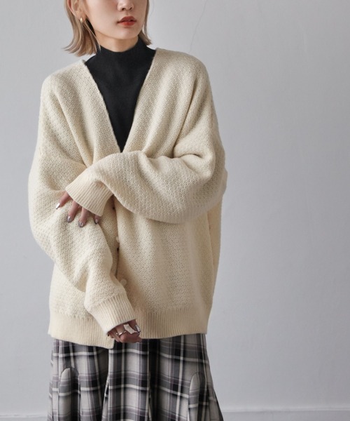 Chillfar（チルファー）の「カラーボリュームニットカーディガン（カーディガン/ボレロ・レディース・ブラック/オレンジ/ブルー/グリーン/アイボリー/マスタード・FREE）」の9枚目の写真