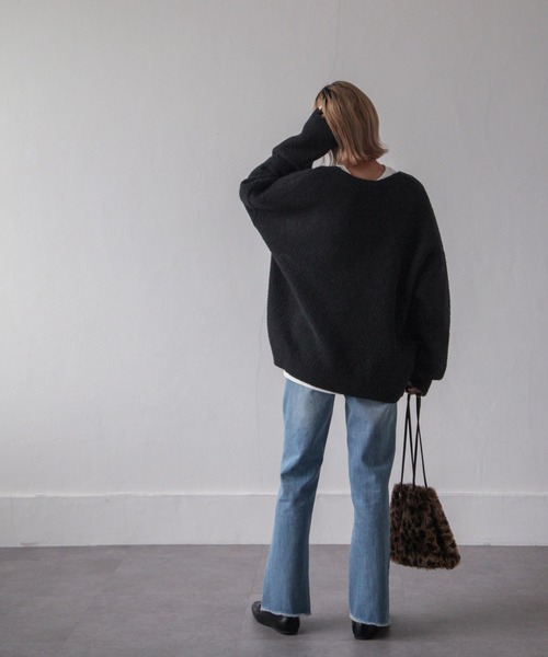 Chillfar（チルファー）の「カラーボリュームニットカーディガン（カーディガン/ボレロ・レディース・ブラック/オレンジ/ブルー/グリーン/アイボリー/マスタード・FREE）」の20枚目の写真