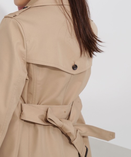 NATURAL BEAUTY BASIC（ナチュラルビューティーベーシック）の「ＴＣベーシックトレンチコート（トレンチコート・レディース・ネイビー/ベージュ・SMALL/LARGE/MEDIUM）」の17枚目の写真