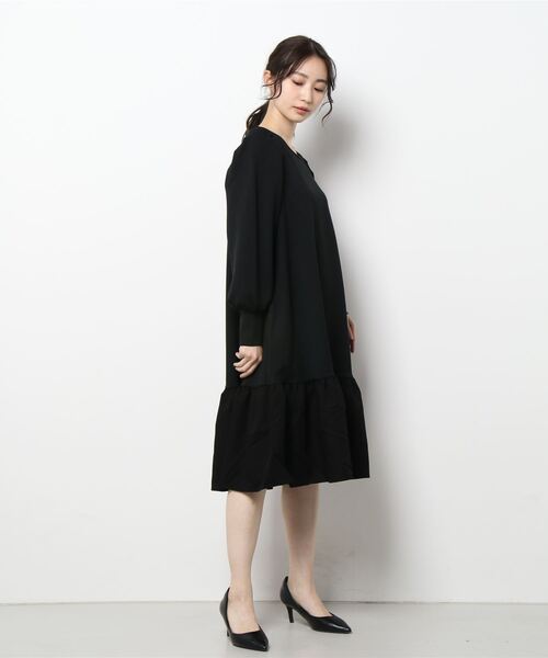 PICCIN(ピッチン)の「袖タック裾切替えワンピース(ワンピース・レディース・ブラック/ネイビー・M)」の3枚目の写真