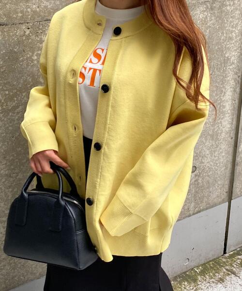 INGNI(イング)の「クルーネックミドル丈カーディガン(カーディガン/ボレロ・レディース・イエロー/ブルー/グリーン/ブラック/アイボリー・M)」の5枚目の写真
