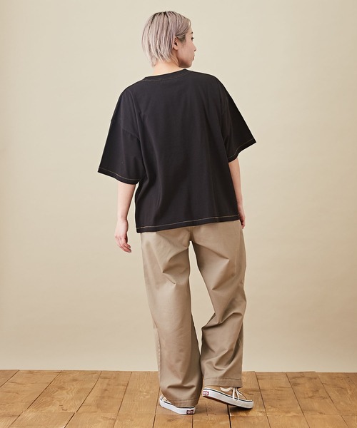 CUBE SUGAR（キューブシュガー）の「リサイクル天竺グラフィックロゴビッグTシャツ（Tシャツ/カットソー・レディース・ホワイト/ブラック/パープル/マルチ/オリーブ・M）」の7枚目の写真