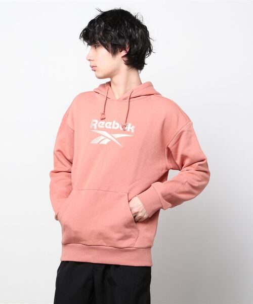 Reebok(リーボック)の「クラシックス ファウンデーション ベクター フーディー / Classics Foundation Vector Hoodie(パーカー・メンズ・ブラック/ホワイト×ブルー/ブルー系その他/ピンク系その他・SMALL/MEDIUM/LARGE/X-LARGE/XX-LARGE/X-SMALL/XXX-LARGE)」の15枚目の写真