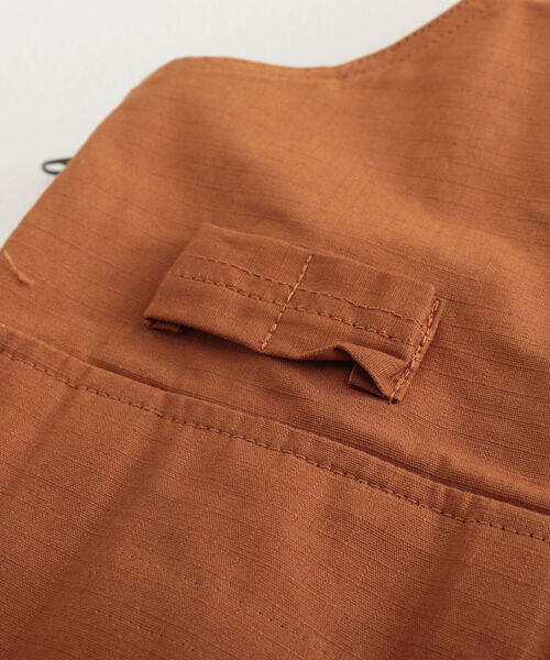 Franklin Climbing（フランクリンクライミング）の「【Franklin Climbing/フランクリンクライミング】焚火タフオックスエプロンベスト（ベスト・メンズ・ブラック/オリーブ/キャメル・MEDIUM/LARGE）」の7枚目の写真