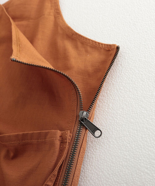 Franklin Climbing（フランクリンクライミング）の「【Franklin Climbing/フランクリンクライミング】焚火タフオックスエプロンベスト（ベスト・メンズ・ブラック/オリーブ/キャメル・MEDIUM/LARGE）」の11枚目の写真