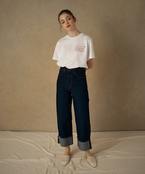 Levi's（リーバイス）の「Levi's(R) RED HIGH LOOSE CUFFED DARK BLUE RINSE（デニムパンツ・レディース・ブルー・27inch/25inch/24inch/26inch/30inch/29inch/23inch/28inch）」の7枚目の写真