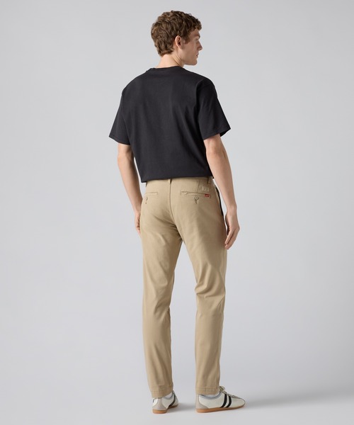 Levi's（リーバイス）の「Levi's/リーバイス XX CHINO スタンダードテーパード（チノパンツ・メンズ・ベージュ・W28 L32/W29 L32/W30 L32/W31 L32/W32 L32/W33 L32/W34 L32/W36 L32）」の4枚目の写真