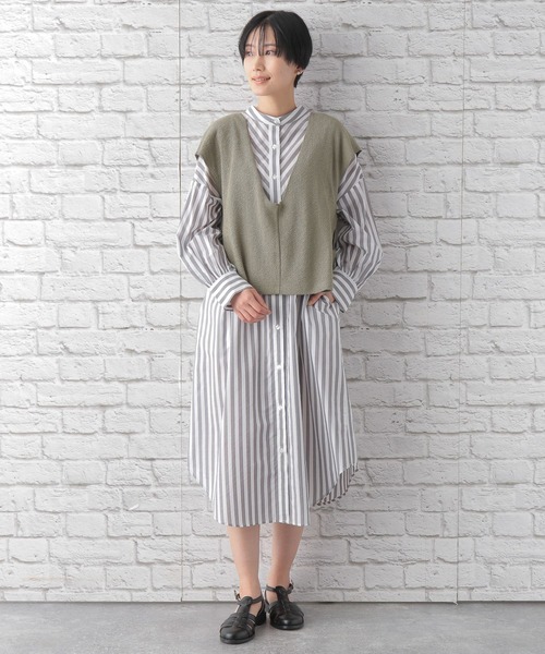 LEPSIM(レプシィム)の「レイヤードベスト 261248(ベスト・レディース・ブラック/グレー/カーキ・FREE)」の17枚目の写真