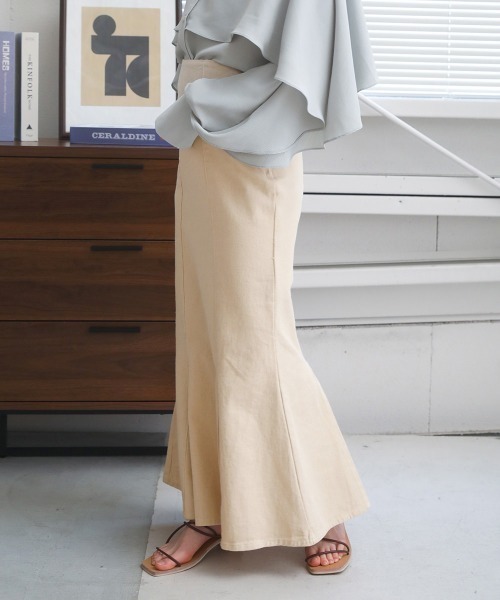 Bab（バブ）の「ハイウエストデニムマーメイドスカート（デニムスカート・レディース・ライトブルー/ブラック/アイボリー/ブルー・M）」の2枚目の写真