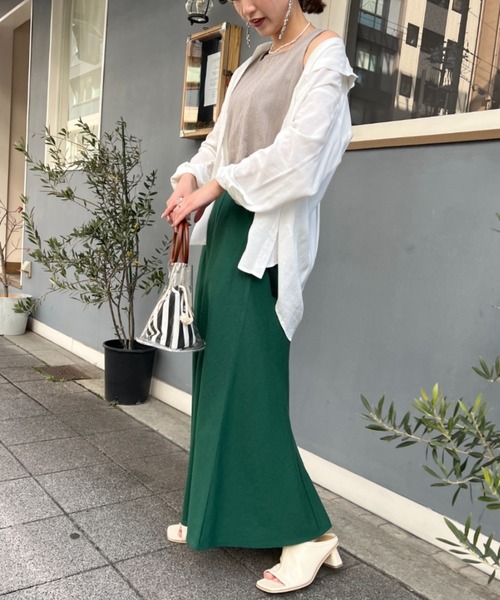 Chez toi(シェトワ)の「前後2WAYジャガードタンク(タンクトップ・レディース・ブラック/オフホワイト/グレイッシュベージュ・FREE)」の4枚目の写真