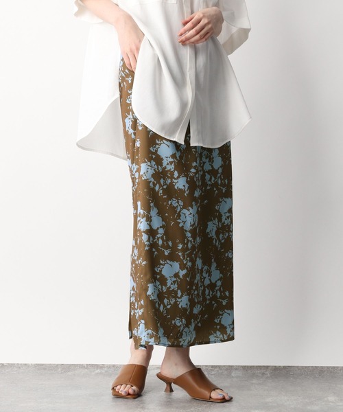 にま A part by（アパートバイ）の「オオバナナロースカート 276094