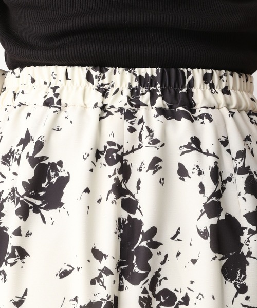 片足なし A part by（アパートバイ）の「オオバナナロースカート 276094